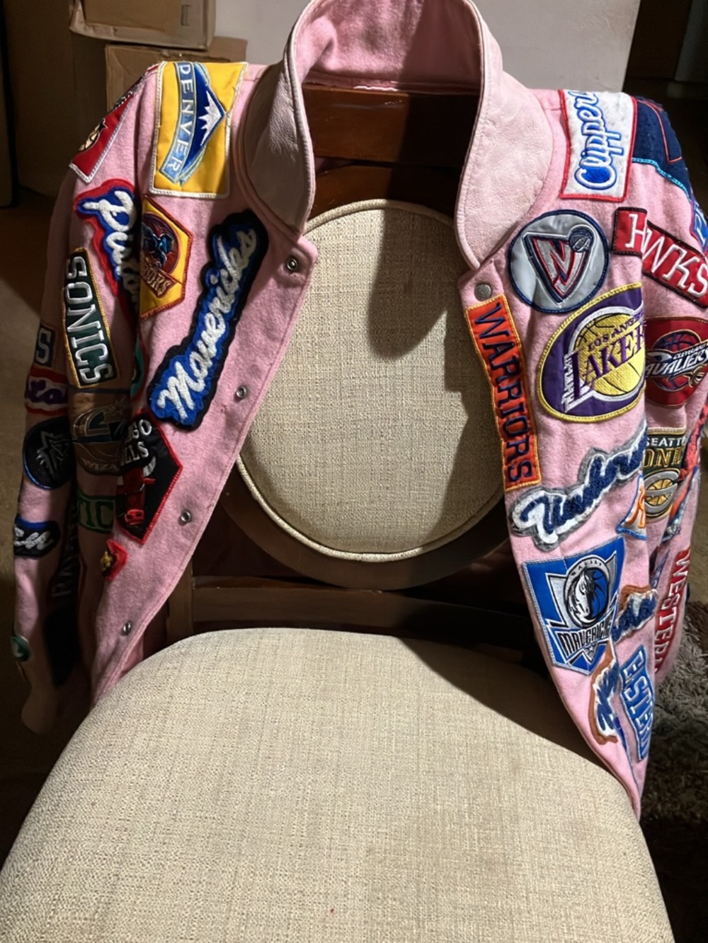 1999 Original Jeff Hamilton Product Pink Jacket NBA Patches Size